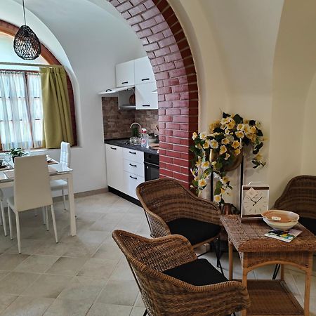 Piano Terra Centrale Vicino Al Mare Riva Ligure Ngoại thất bức ảnh
